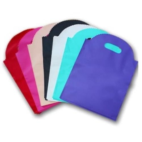 Light Weight Non Woven Carry Bags  Bag Size: Free Size