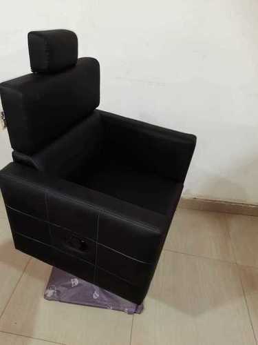 Fully Hydraulic Black Stud Salon Chair