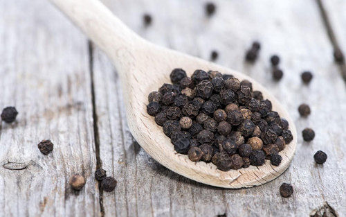 Healthy and Natural Dried Black Pepper
