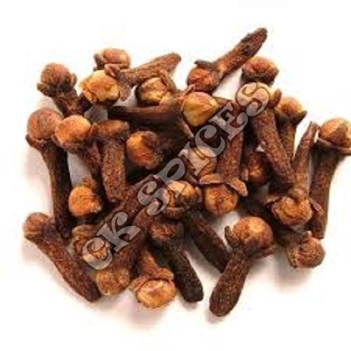 Natural Dried Cloves for Cooking