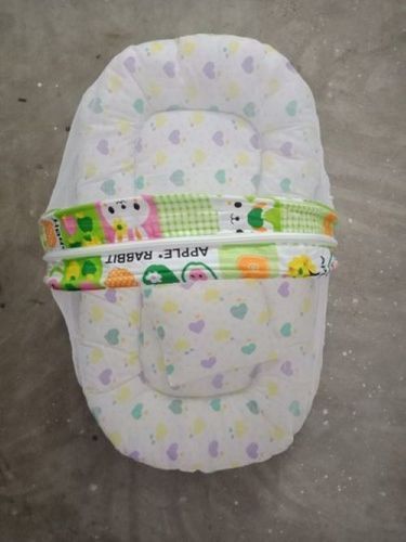 White Comfortable Travel Baby Beds