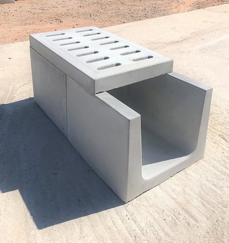 Gray Precast Rcc U-Shape Drain