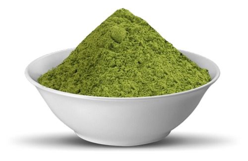 Green Moringa Oleifera Leaf Powder