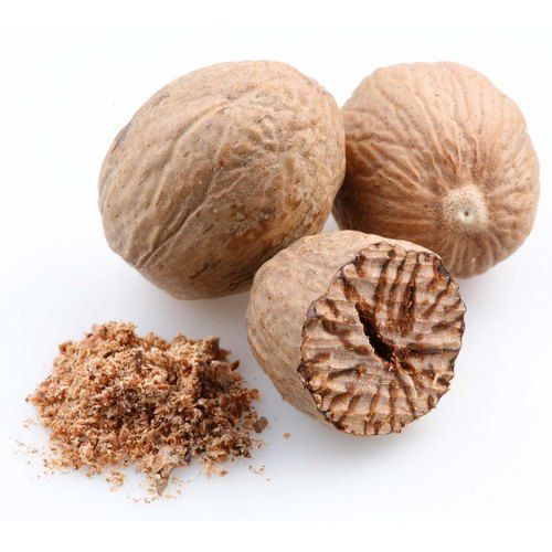 Healthy and Natural Dried Whole Nutmeg