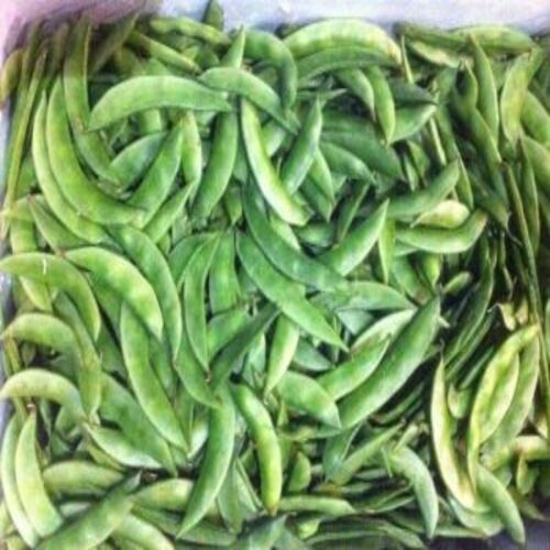 Healthy and Natural Organic Fresh Green Peas