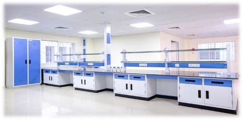 Pharma Laboratory Rust Resistant Workstation