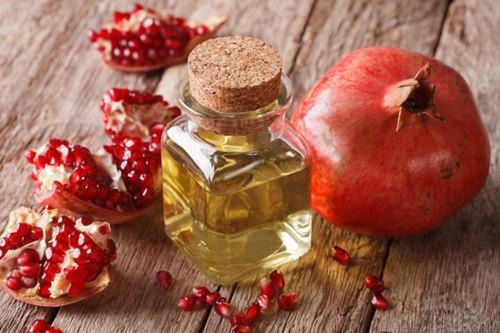 Healthy Pomegranate Seed Oil