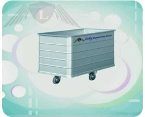 Cr-Ni Stainless Steel Wet Trolley 30Kg With 4 Wheels Application: Hospitals