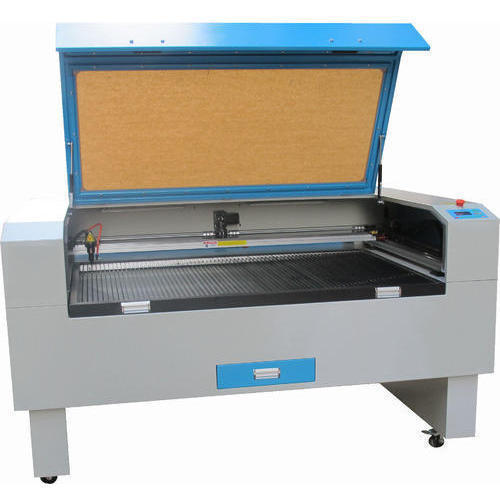 Low Noise Acrylic Laser Cutting Machine