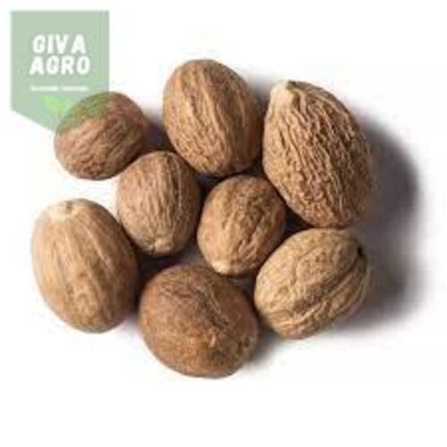 Natural and Healthy Whole Nutmeg with Pack Size 50 Kg