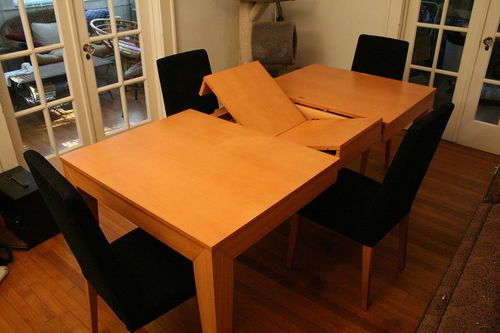 Wooden Foldable Rectangular Dinning Table