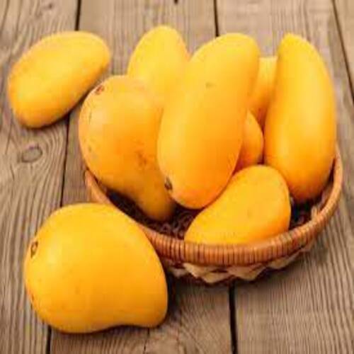 Calories 60/100Gms Total Fat 0.4 G/100Gms Fresh Yellow Mango Size: Standard