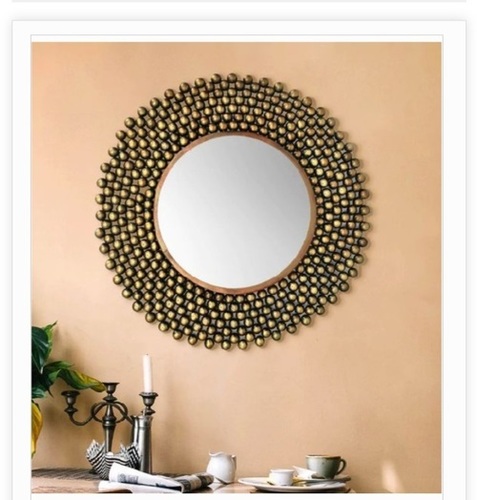 Easy To Clean Fine Finish Golden Color Iron Wall Mirror