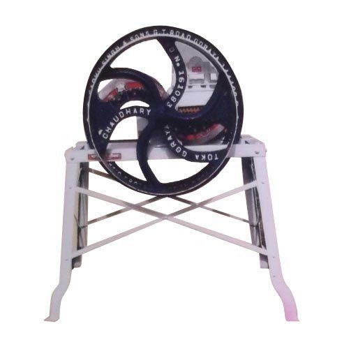 White Semi-Automatic Stainless Steel 3 Roller Chaff Cutter