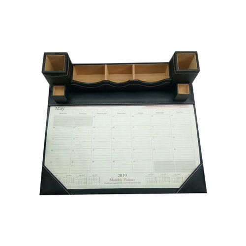 Desk Calendar With Pen Stand Set