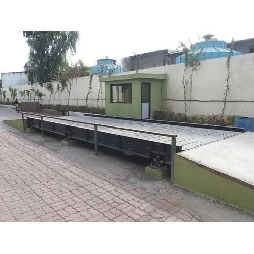 Silver Pitless Weighbridge With 60 Ton Capacity