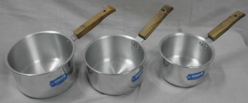 Light Weight Sauce Pan Delux Handle