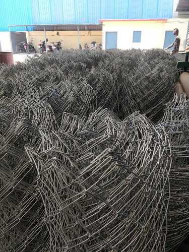 Zinc Coated Gi Chain Link Fencing Wire Application: Construction