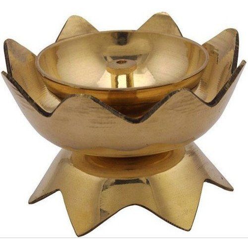 Golden Brass Diya Stand 150Gm