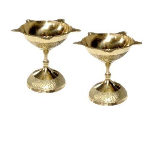 Golden Brass Diya Stand 4*3 Inch