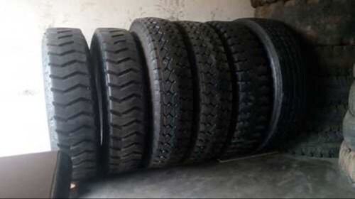 Robust Design Black Truck Tyre