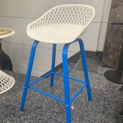 Various Colors Are Available Bar Stool With Plastic Seat And Powder Coated Ms Pipe