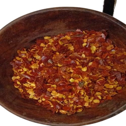Naturally Hot And Spicy Indian Kashmiri A Grade Deep Red Organic Crushed Chilli