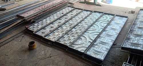 Stainless Steel Rcc Compound Wall Mould