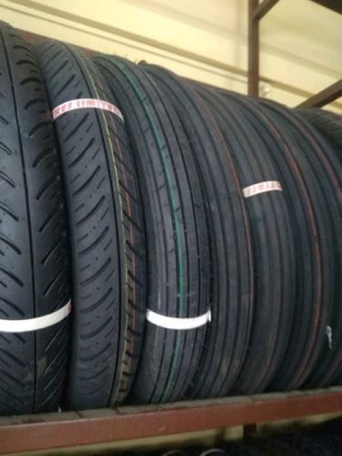 Front Wheel Rubber Tyres Usage: Light Truck