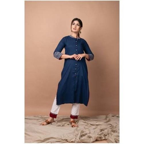 Women Plain Blue And White Three Fourth Sleeve Cotton Kurti