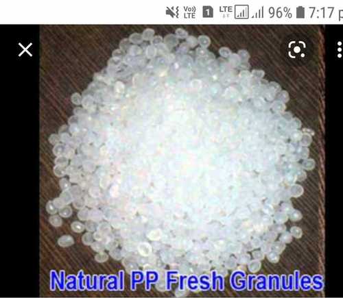 White Natural Polymers Fresh Granules 