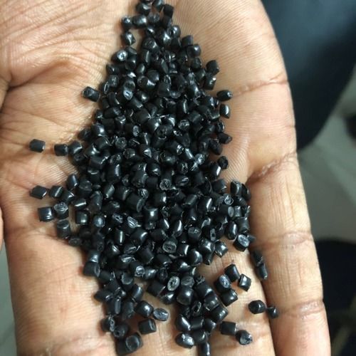 Black Plastic Granules With Perfect Density