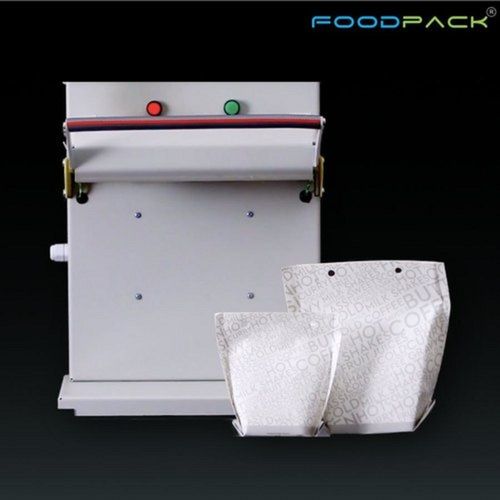 Hotel Liquid Takeaway Paper Pouch Automatic Sealing Machine Accuracy: 100  %