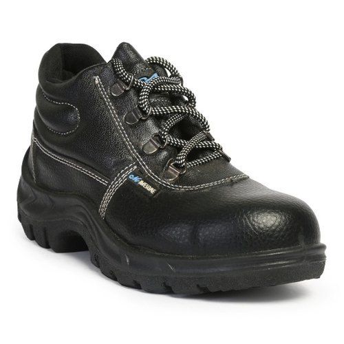 Black Skin Friendly High Ankle Industrial Safety Shoes