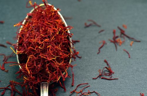 Natural Red Namhya Kashmiri Saffron