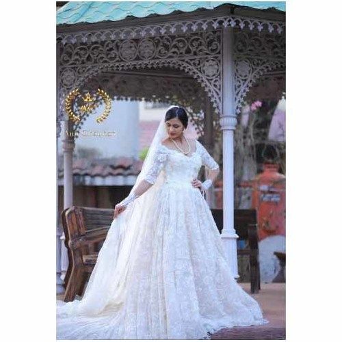 Ladies Christian Wedding Luxury Dress with Beads Hand Work