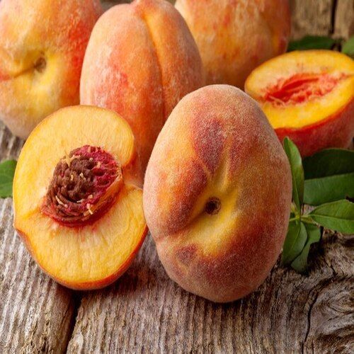 Natural Taste and Healthy Maturity 100% Organic Fresh Peaches