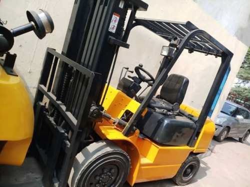 Voltas Diesel Forklift Truck Lifting Height: 2500 Millimeter (Mm)