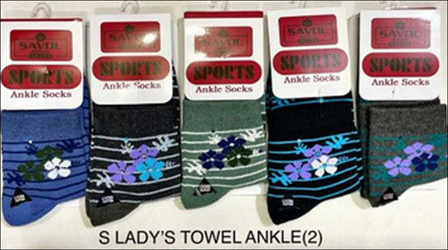 Ladies Comfortable Printed Towel Ankle Socks