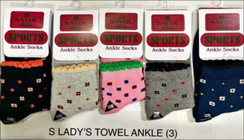 White Ladies Printed Towel Ankle Socks