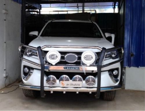 Stainless Steel With Rubber Selves Fortuner Front Guard