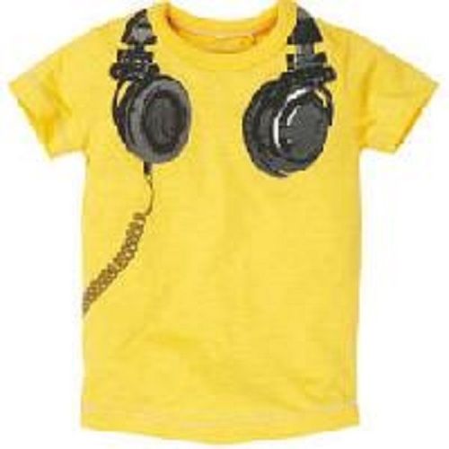 Boys Round Neck Plain Cotton T Shirt, Half Sleeve, Casual Wear, Yellow Color Size: Extra Large