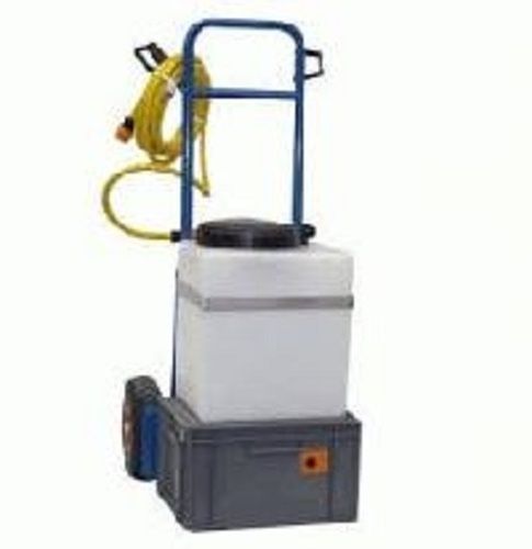 Plastic Plain Water Tank Trolley For Industrial Use, White Color