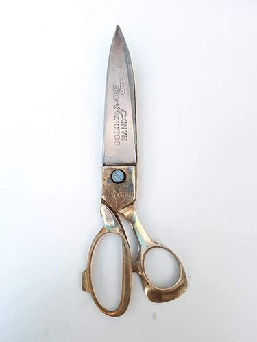 Golden Hand Tailor Scissors 207gm