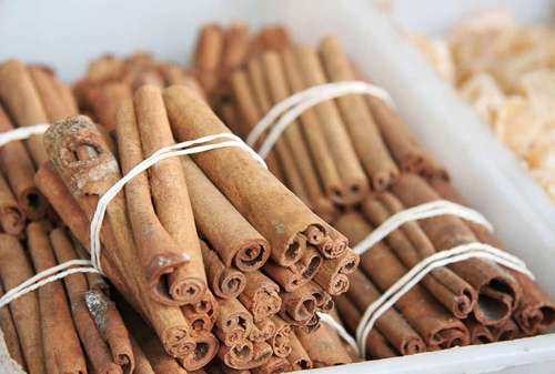 Dried High Grade Cinnamon Sticks