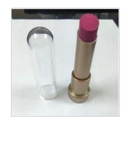 मैट फ़िनिश और सॉफ्टनेस नेचुरल लिपस्टिक का उपयोग: लिप्स