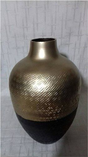 Modern Design Aluminium Flower Vase