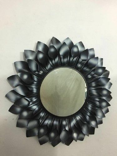 Aluminium Round Shape Wall Mirror