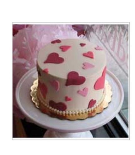 Round Shape Delicious Taste Valentine Cake