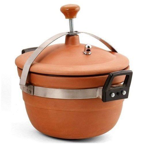 Brown 3 Liter Clay Cooker